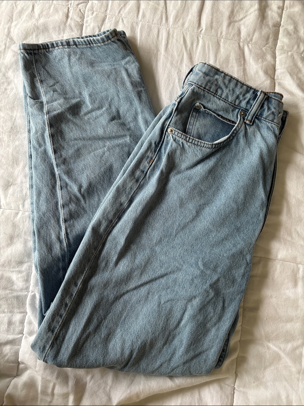 High waist 90s baggy jeans 4